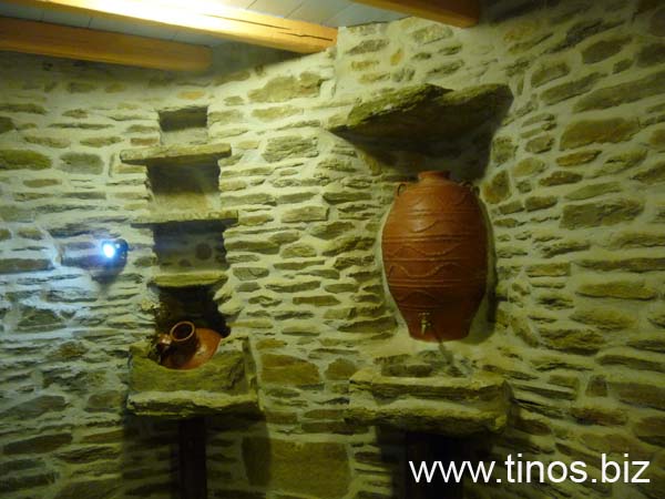 triantaros_art 384